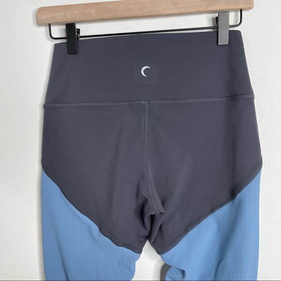 ZYIA Storm Parallel Luxe High Rise leggings Size 6-8 Compressive Activewear - Picture 9 of 15